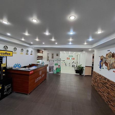 Astina Hotel Astana Extérieur photo